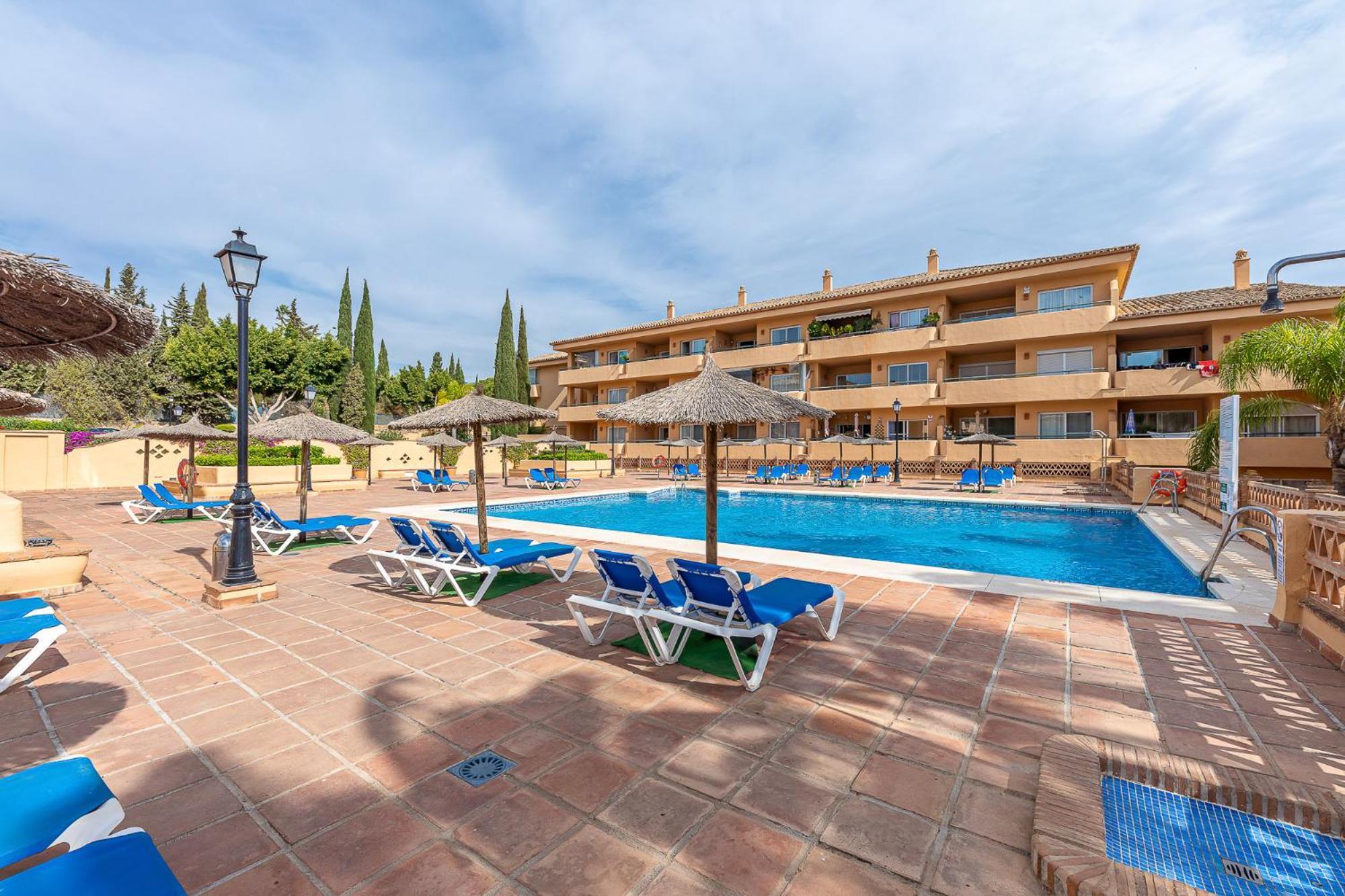 Lejlighed Casa Joy Elviria, Ibiza Style With 70 Sqm Terrace *
