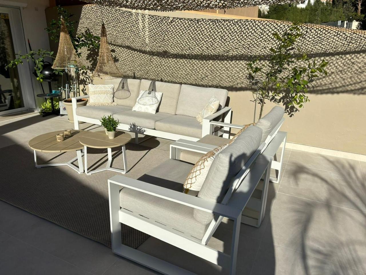 Lejlighed Casa Joy Elviria, Ibiza Style With 70 Sqm Terrace