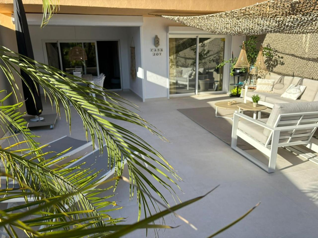Lejlighed Casa Joy Elviria, Ibiza Style With 70 Sqm Terrace