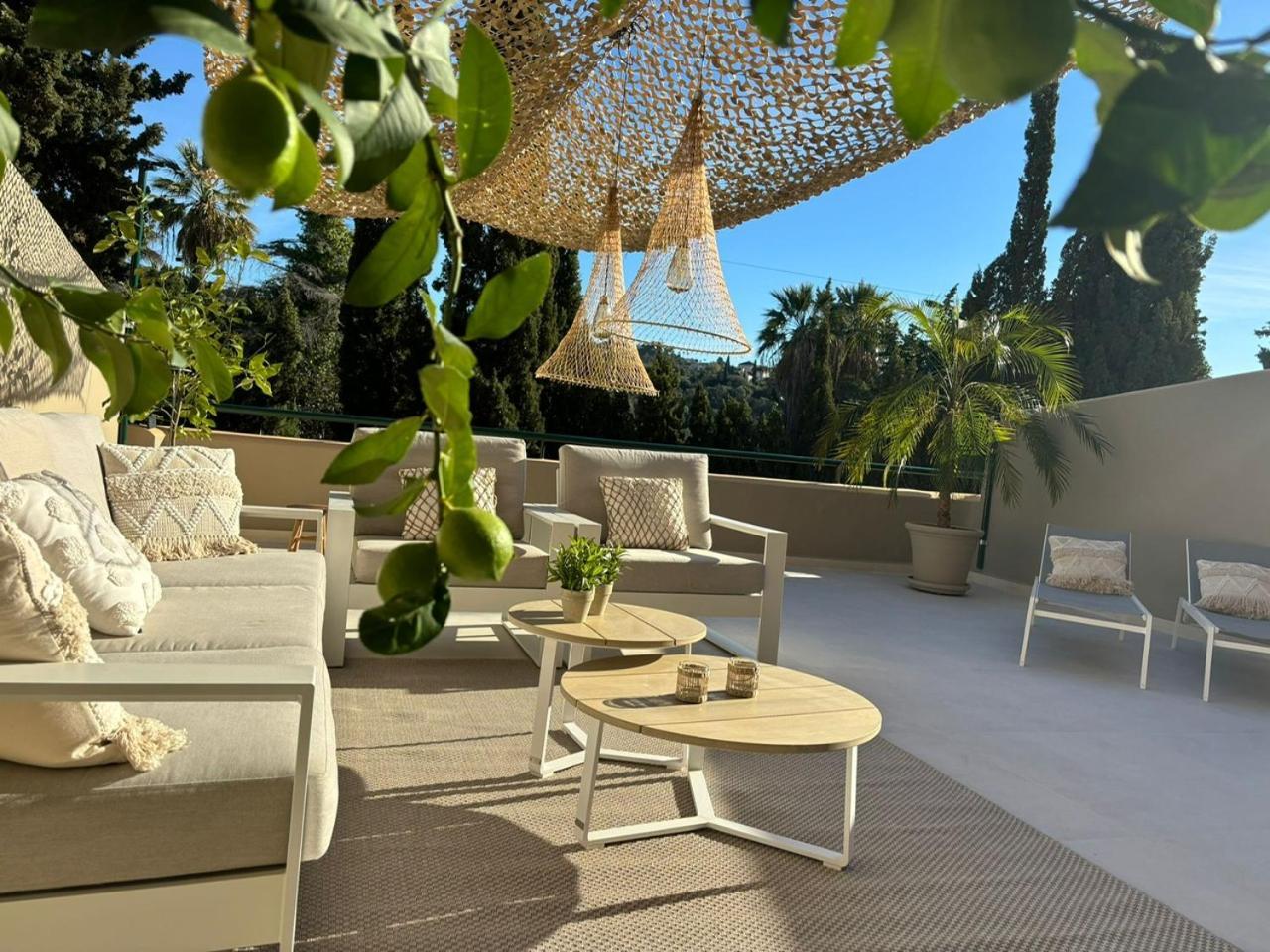 Casa Joy Elviria, Ibiza Style With 70 Sqm Terrace Lejlighed Marbella